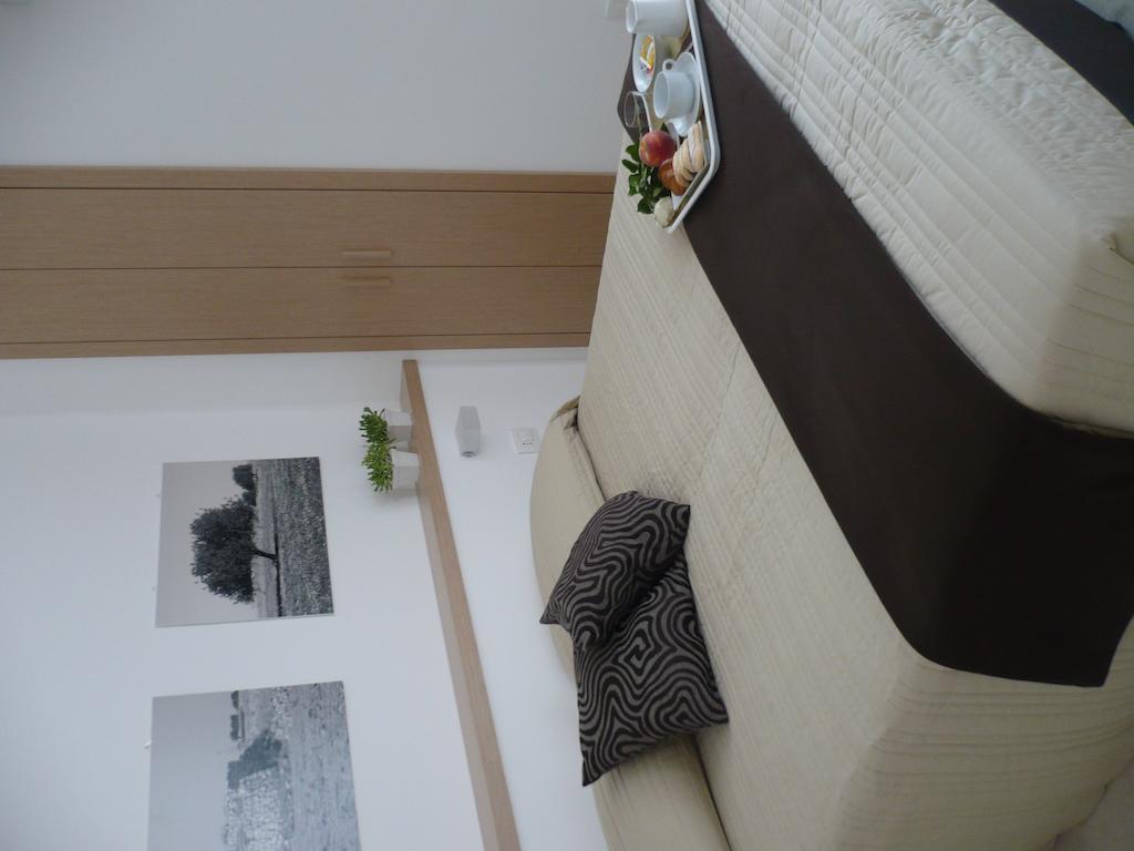 Le Stanze Del Sole Bed & Breakfast Ragusa Bilik gambar